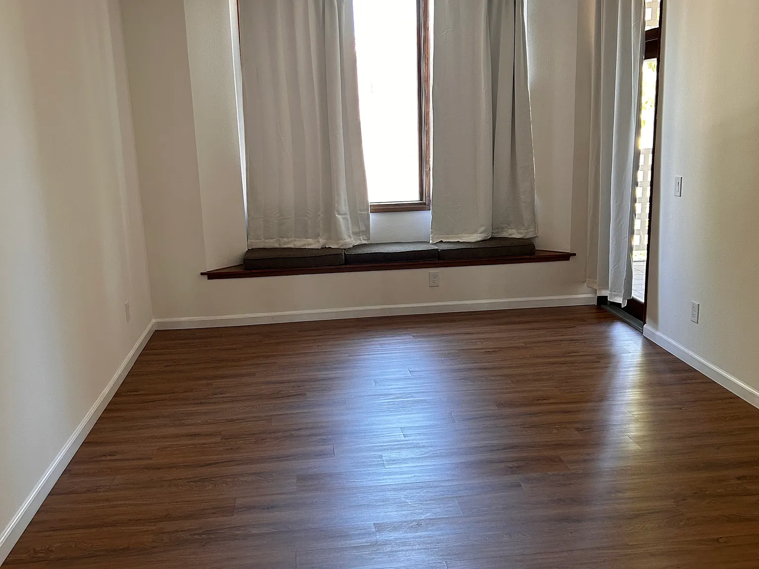 2 bed, 1203 sqft, $3,995 — Photo 3