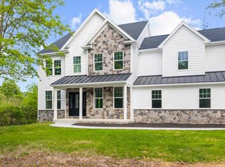394 Renninger Rd, Perkiomenville, PA 18074
