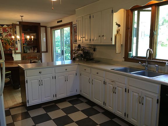 Kitchen looking to dining