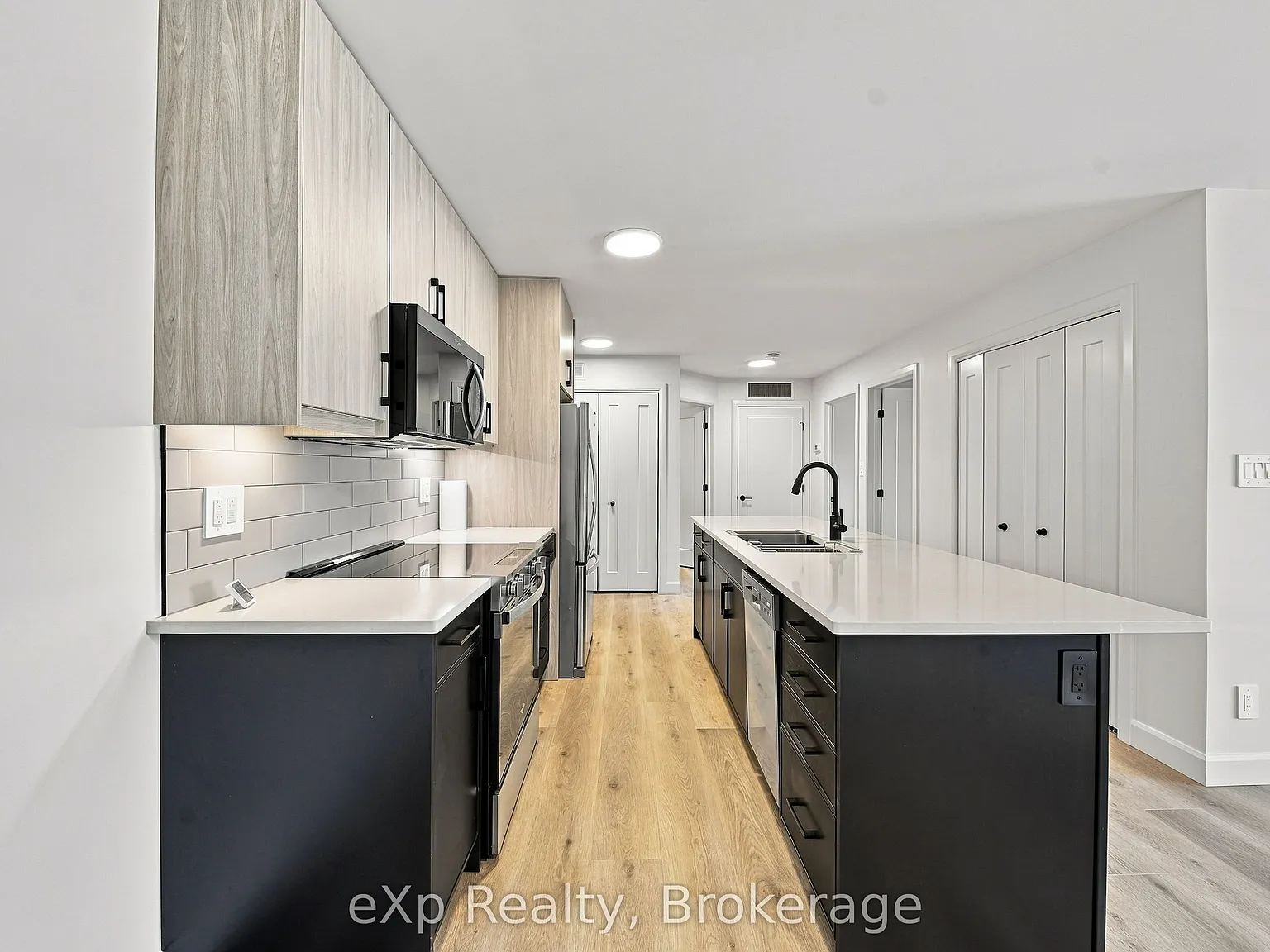 2 bed, $2,100 — Photo 2