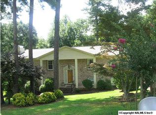 702 Brookmont Dr, Gadsden, AL 35901