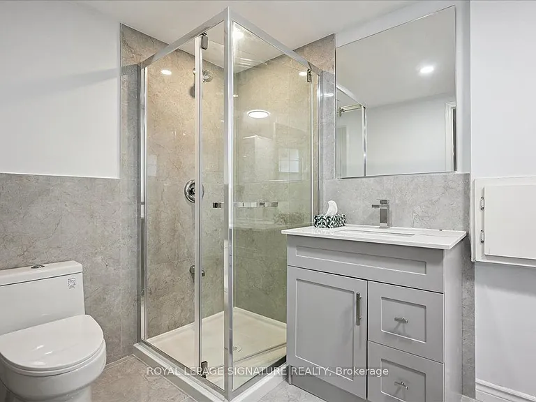 12 Castle View Ave #LOWER — Photo 8