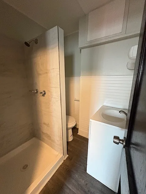 310 E Main Street - 1A — Photo 3