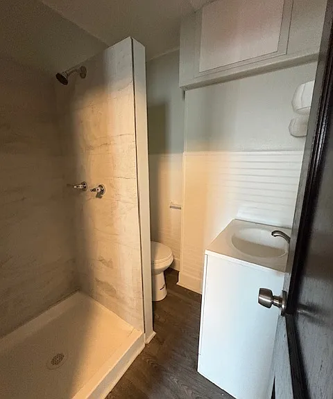 310 E Main St #1A — Photo 3