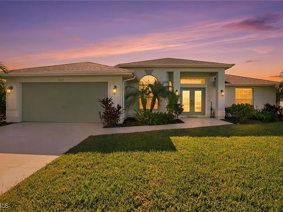2nd image of 2118 SW 38th Ter