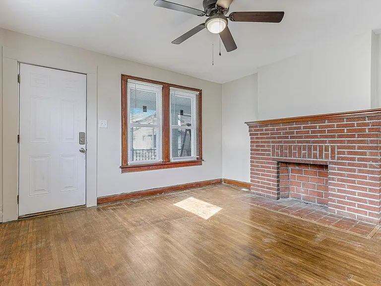 252-254 S Wayne Ave — Photo 10