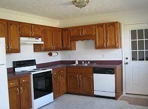 4th image of 164 Austin Dr