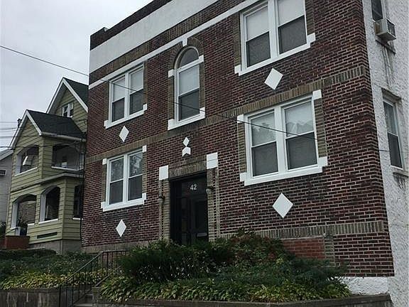 2nd image of 42 Douglas Ave
