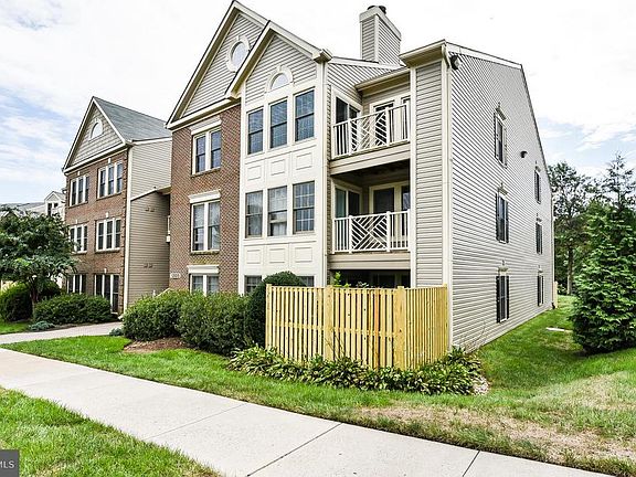 2nd image of 12005 Ridge Knoll Dr Unit 411A