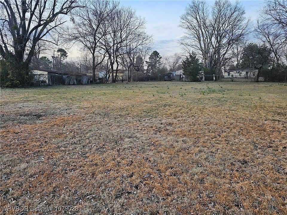 1st image of 3515 Pryor Ave