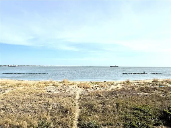 1328 W Ocean View Ave APT D, Norfolk, VA 23503