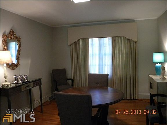 5th image of 370 Cleveland Ave