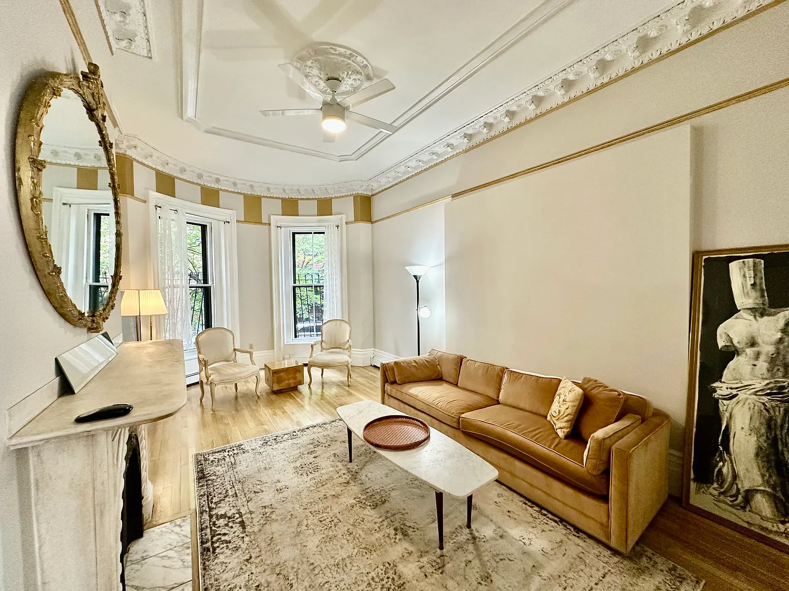 1 bed, 1.0 bath, 900 sqft, $4,600 — Photo 4