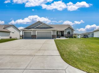 12006 E Bonita Cir, Wichita, KS 67207