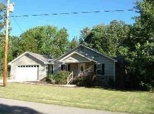 840 Oak Park Dr, Sugar Tree, TN 38380