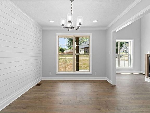3rd image of 329 Wesson Dr