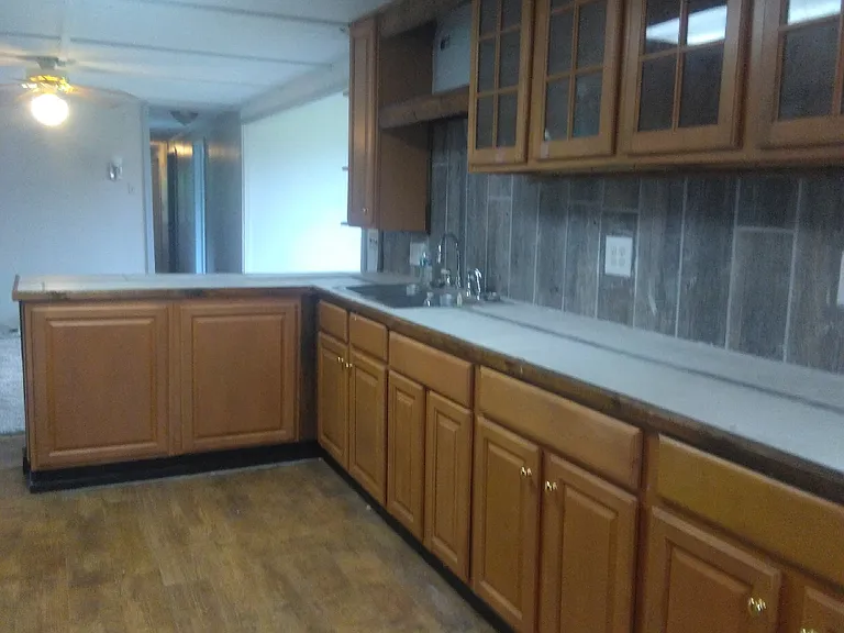 Spacious tile counters