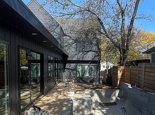 2010 E 10th St, Austin, TX 78702