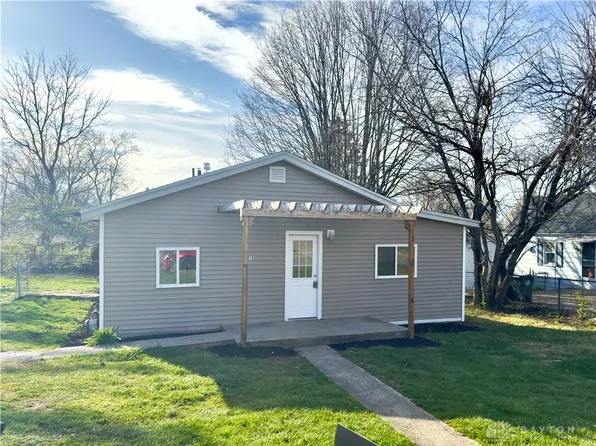 1619 Stewart Blvd, Fairborn, OH 45324
