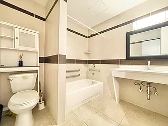 Rented by Century 21 Premier 