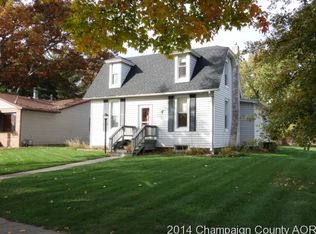 108 E Union St, Mahomet, IL 61853