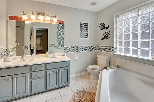 3867 Roman St — Photo 13
