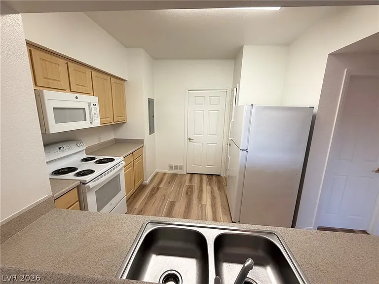 6955 N Durango Dr #2020 — Photo 7