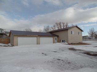325 Willow Creek Dr, Wright, WY 82732