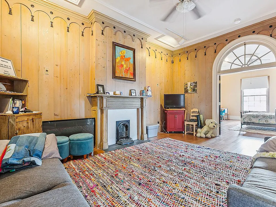 838 Chartres St #3