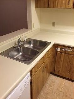 3rd image of 1305 Northlake Dr #1305