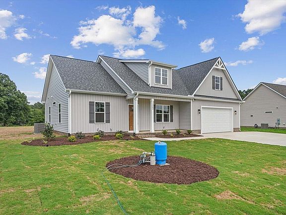 3rd image of 1363 Scarlet Oak Rd