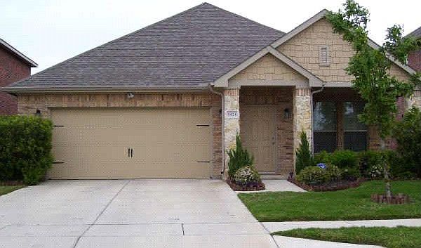 1st image of 5824 Deck House Dr