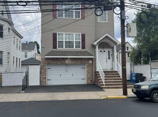 110 Redwood Ave, Paterson, NJ 07522