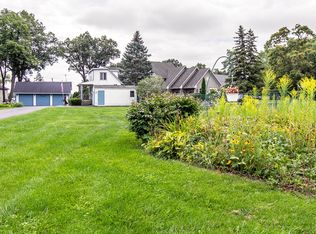 25415 W North Ave, Antioch, IL 60002