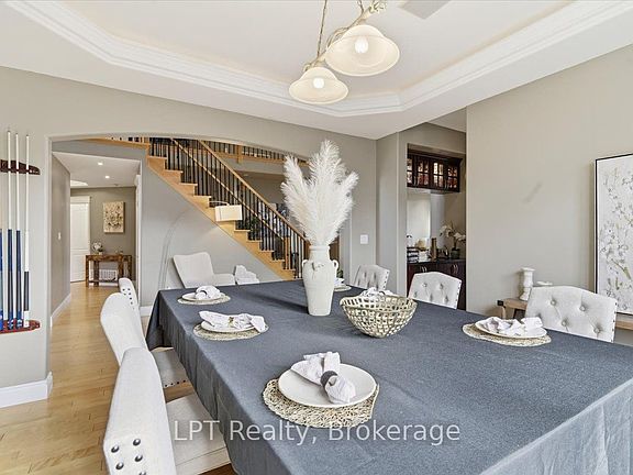 4th image of 1879 Appleview Rd