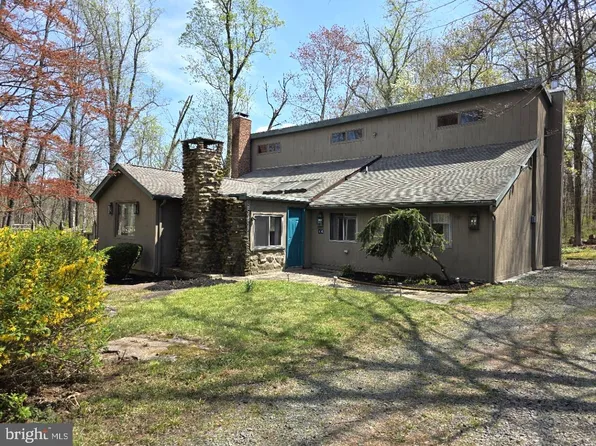 16 Mountain Church Rd, Hopewell, NJ 08525