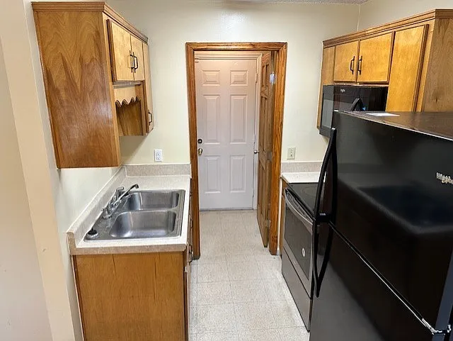 1716 Bartow St — Photo 3