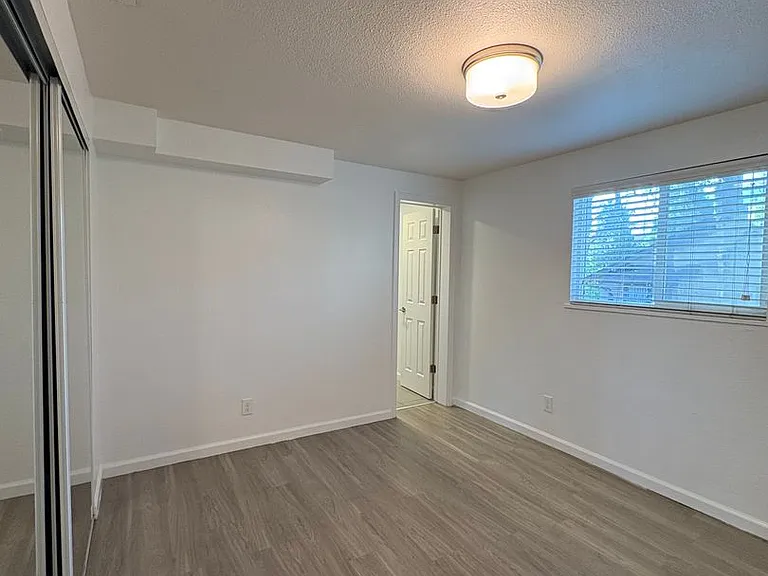 Lime Apartments — Photo 16