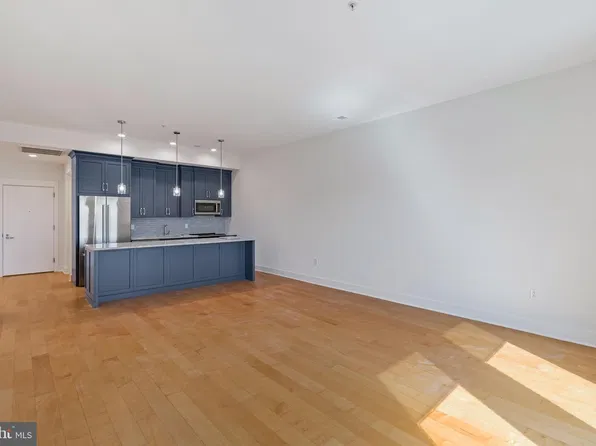 1101 Locust St #8C, Philadelphia, PA 19107