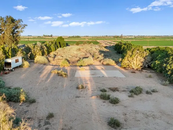 2465 Meloland Rd, Imperial, CA 92243