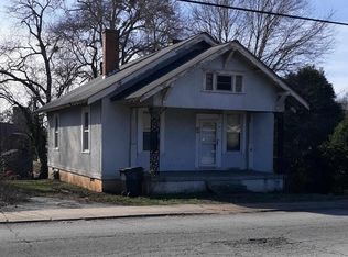 318 Fleming St, Laurens, SC 29360