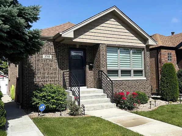 5748 S Natoma Ave, Chicago, IL 60638