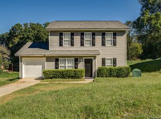 336 Sleepy Hollow Rd, Charlotte, NC 28217