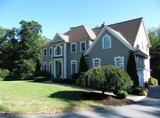 1st image of 12 Birch Woods Dr
