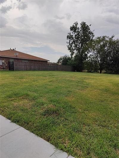 1st image of 7522 Briarheath Dr