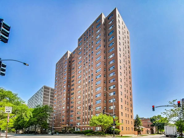 2909 N Sheridan Rd APT 114, Chicago, IL 60657
