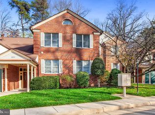 7254 Glen Hollow Ct UNIT 54/4, Annandale, VA 22003