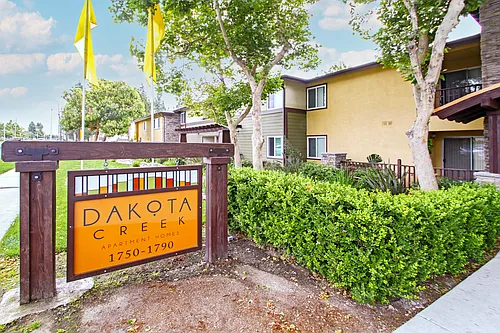 Dakota Creek Apartments Photo 1