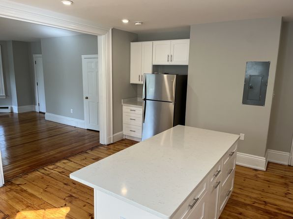 37A Maple Ave #4178171