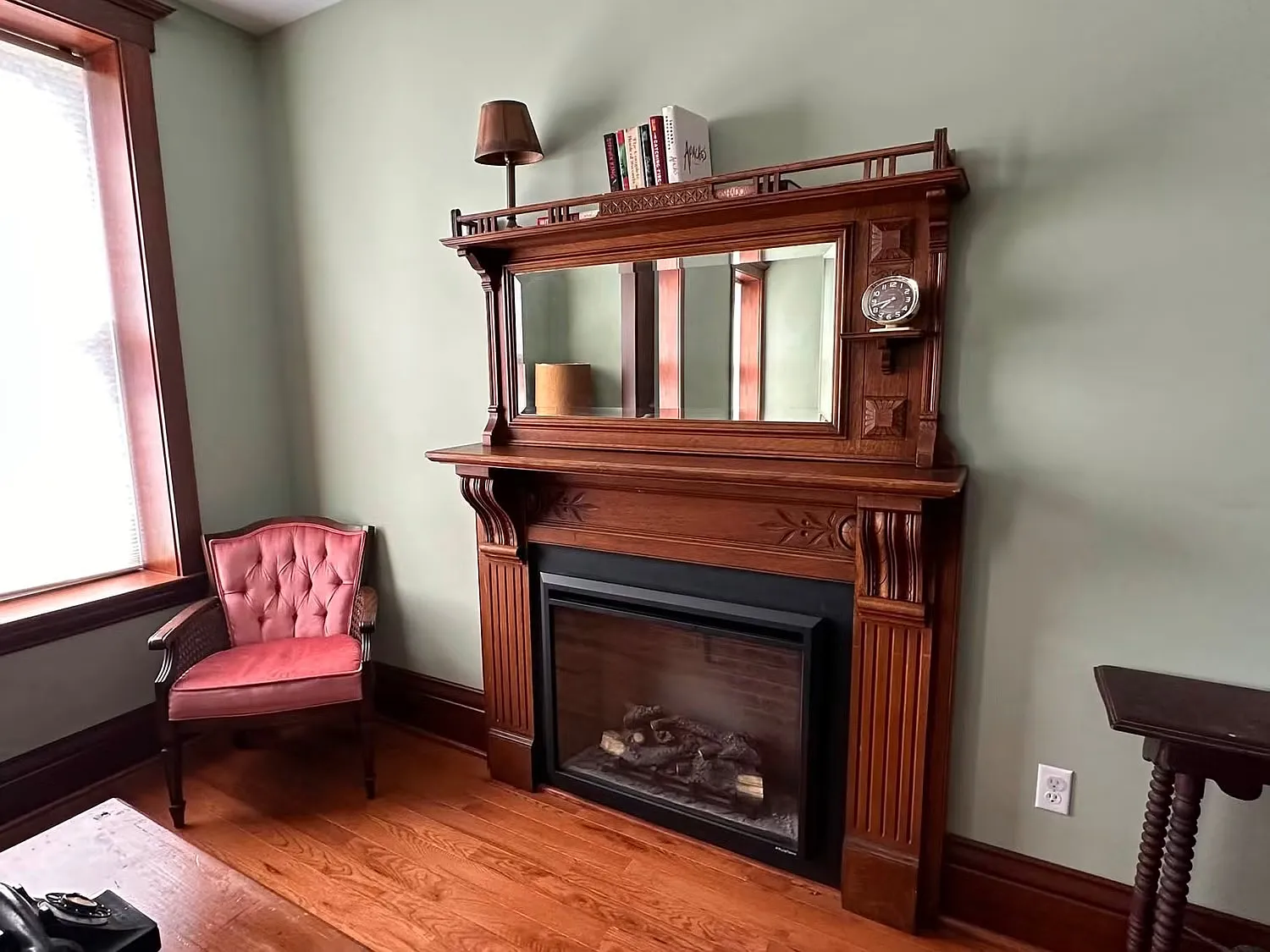 2 bed, 1100 sqft, $2,000 — Photo 3